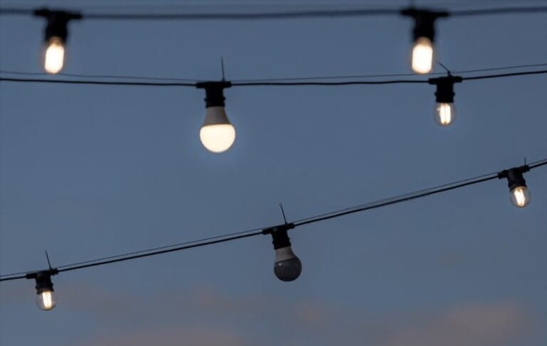 Maintain Your Outdoor Lights Glow