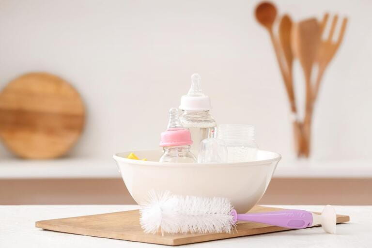 How To Clean Baby Bottles After Each Use